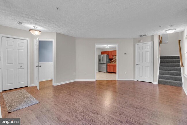 Foto del edificio - 10 Ironstone Ct