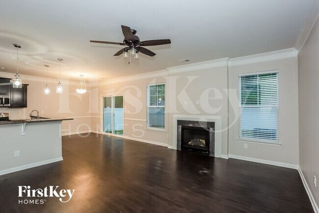 Building Photo - 360 Winecoff Woods Dr NW