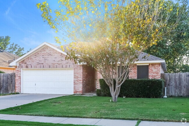 Building Photo - 1401 Misty Dr