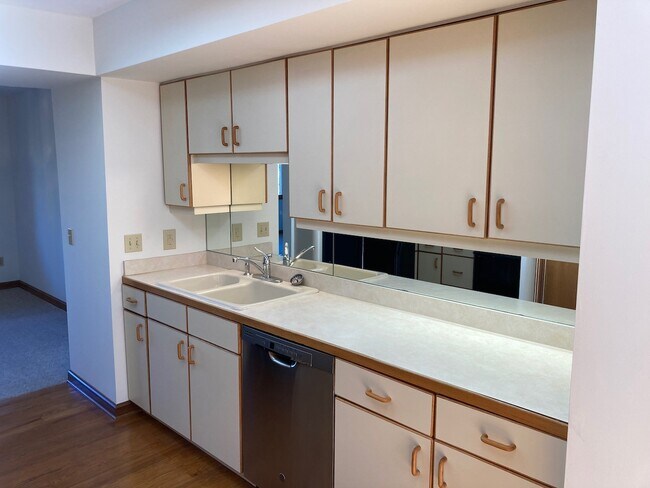 Cocina - Juno Place Townhomes