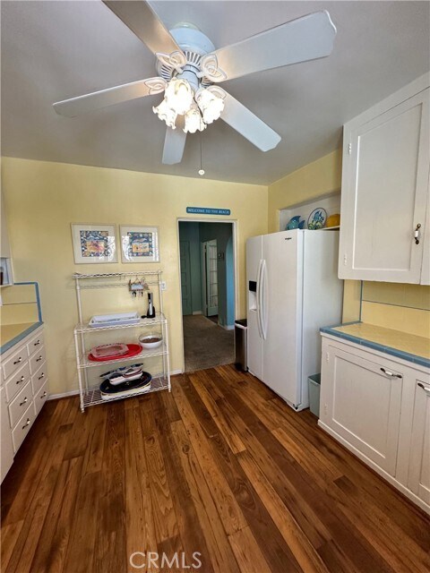 Foto del edificio - 332 Encino Ln