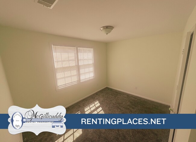 Foto del edificio - 1216 Holden Dr