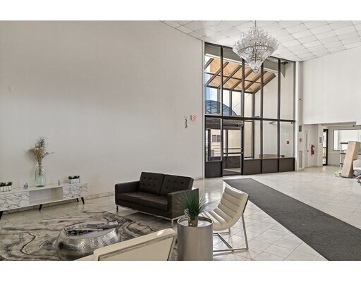 Foto del edificio - 382 Ocean Ave