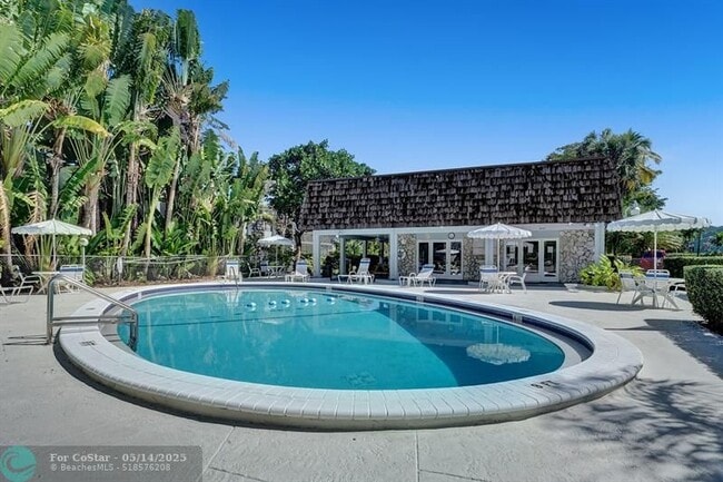 Building Photo - 3111 Oakland Shores Dr