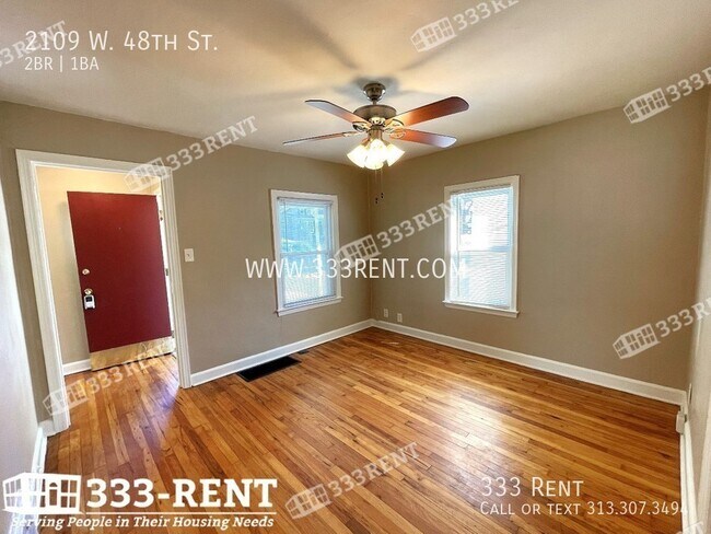 Building Photo - 2109 W 48th St