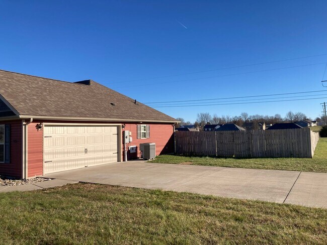 Foto del edificio - 231 Harness Ct