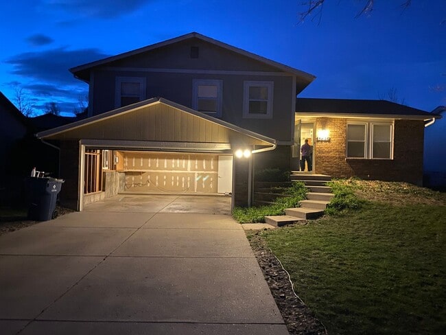 Photo - Fantastic 3 Bedroom, 2 Bath, 2 Car Garage,... House