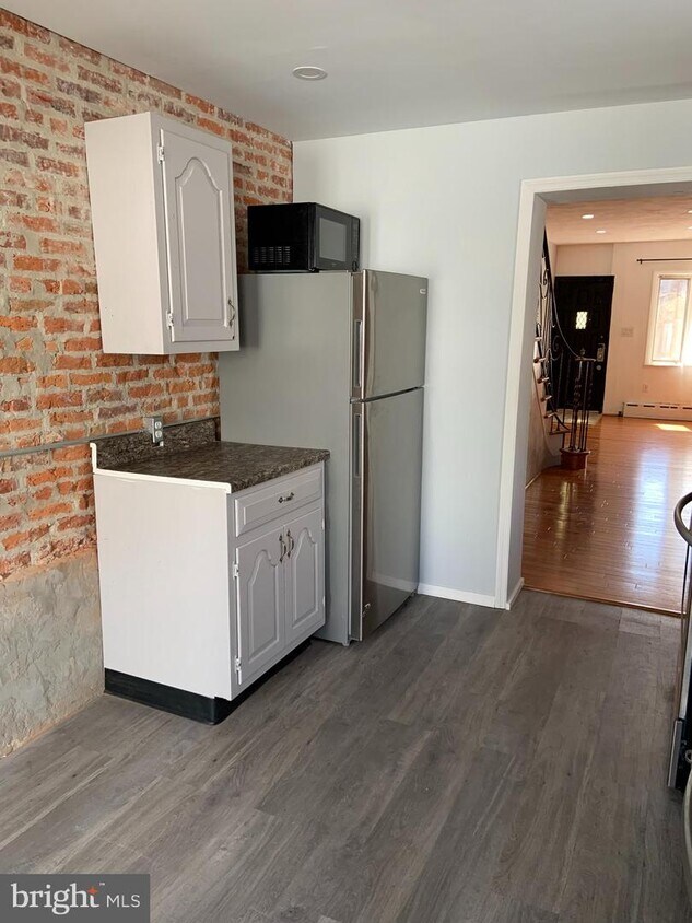 1147 Daly St, Philadelphia, PA 19148 Room for Rent in Philadelphia, PA