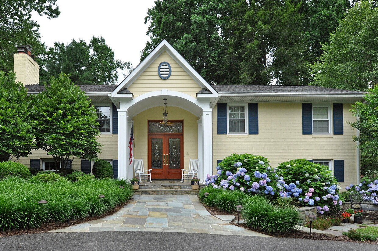 7001 Arbor Ln, McLean, VA 22101 House Rental in McLean, VA