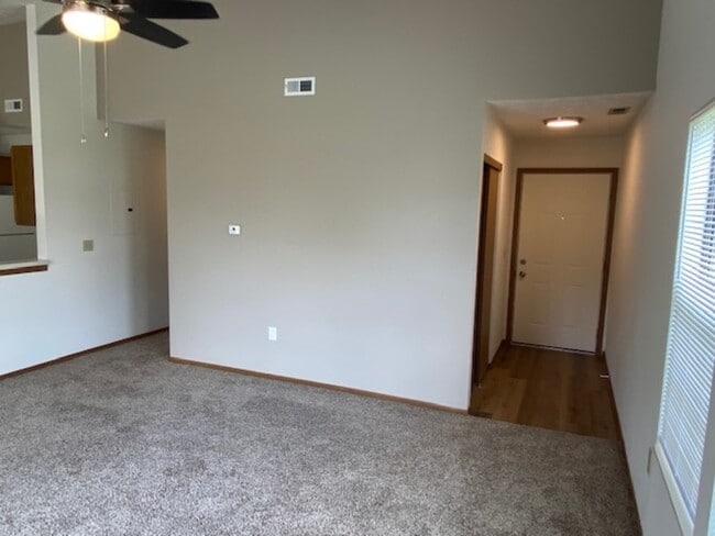 Building Photo - 1049 Coventry Way
