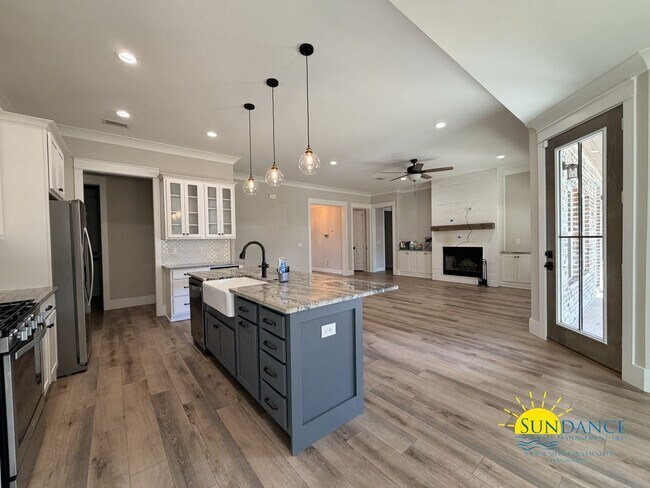 Building Photo - Elegant 4-Bedroom Home in Elliot Point with multiple neighborhood parks!