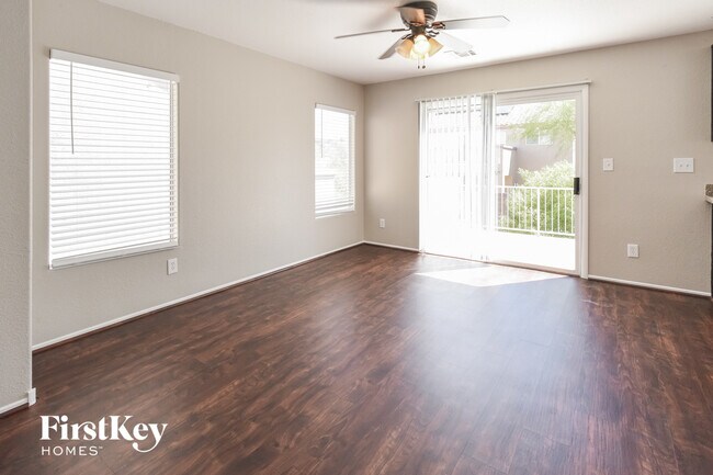 Building Photo - 613 Belsay Castle Ct