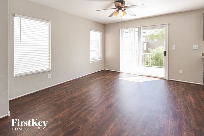 Foto del edificio - 613 Belsay Castle Ct