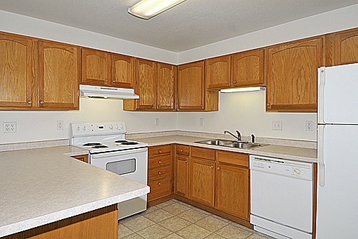 Building Photo - Deluxe 2 Bedroom Apartment