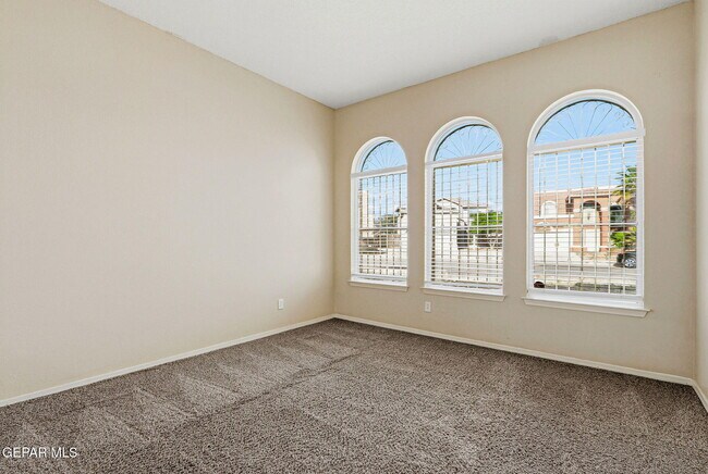 Foto del edificio - 2369 Joshua Louis Dr