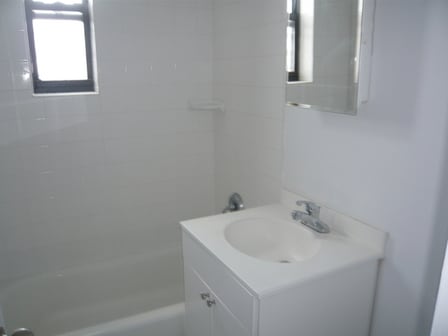 Building Photo - 444 Avenue X