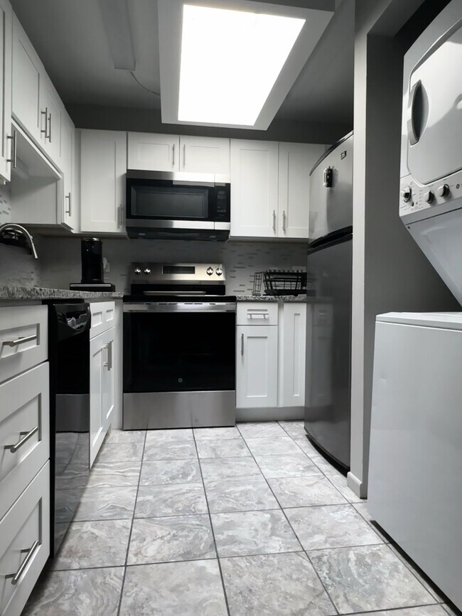 Foto del edificio - 14536 S Muskegon Ave
