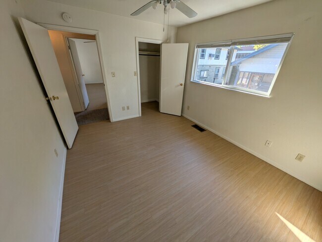 Foto del edificio - 208 W Sacramento Ave