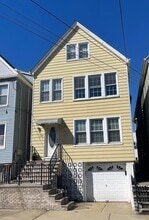 Building Photo - 193 Avenue C