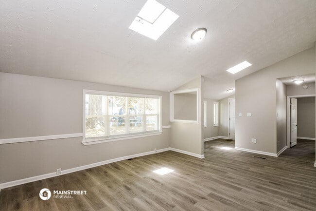 Building Photo - 843 N 12th St