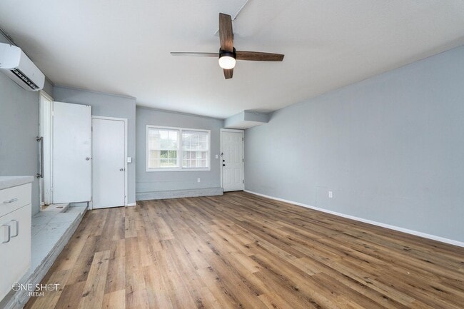 Building Photo - 2023 S 5th St