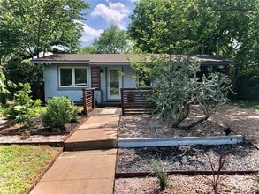 Building Photo - 501 Irma Dr