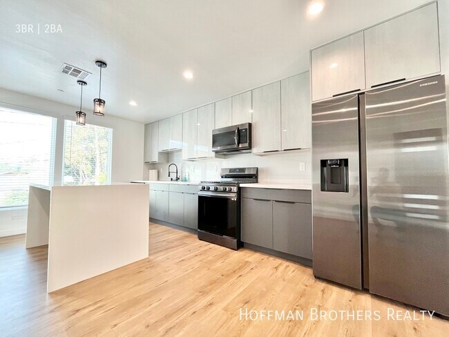 Foto del edificio - 1311 N Harvard Blvd