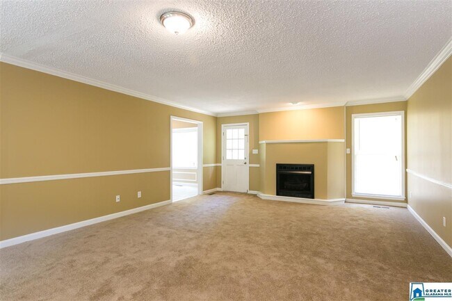Building Photo - 469 Dogwood Cir
