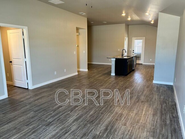 Building Photo - 3213 Waverly Ave