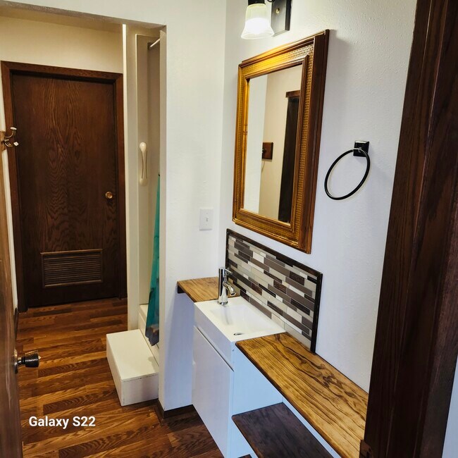 102 County Hwy 82 Unit Studio, Ashby, MN 56309 Apartments in Ashby