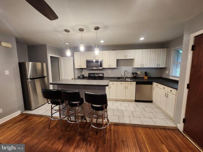 Foto del edificio - 5819 Bustleton Ave