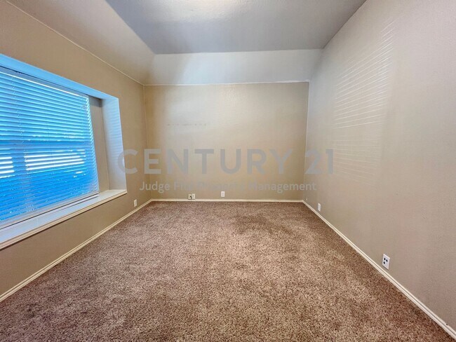 Foto del edificio - Desirable 4/2/2 in Denton's Braewood at Oa...