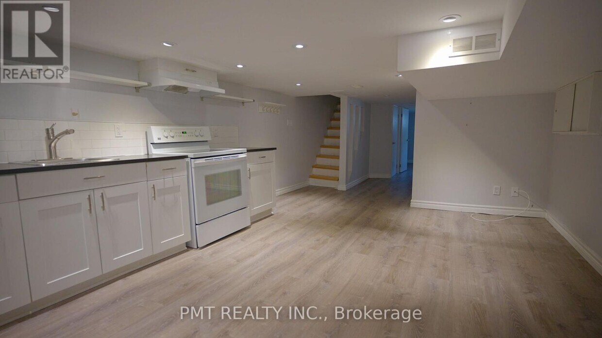 Photo principale - 89 Donlands Ave