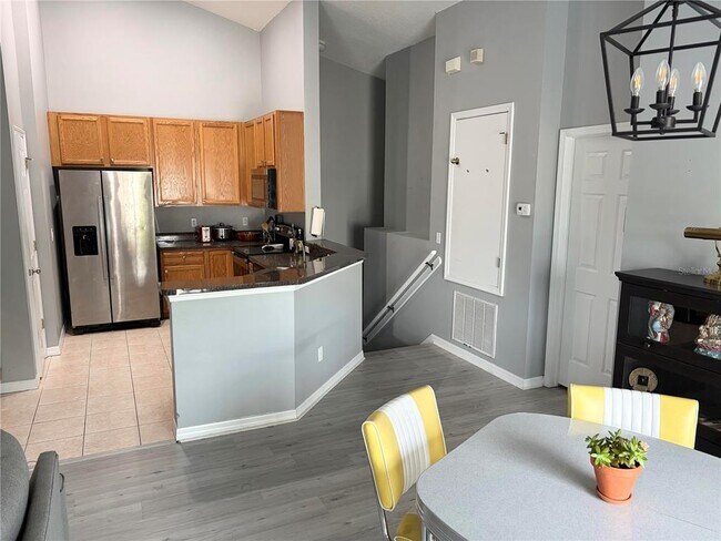 Building Photo - 8503 Shallow Creek Ct