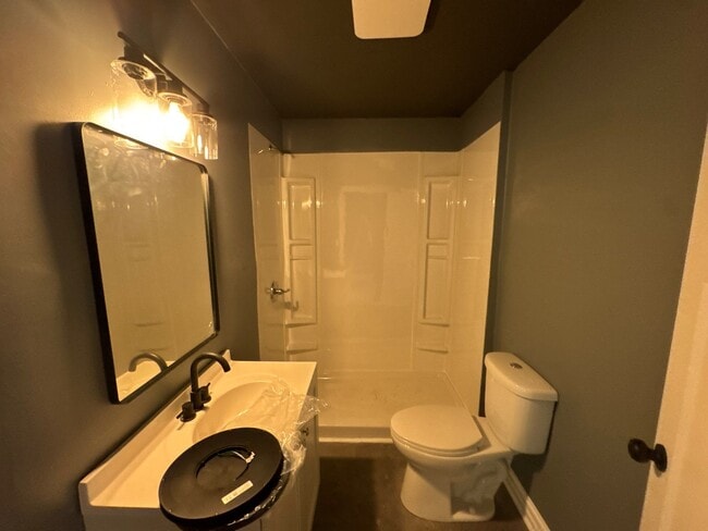 Photo - 230 W 29th St House