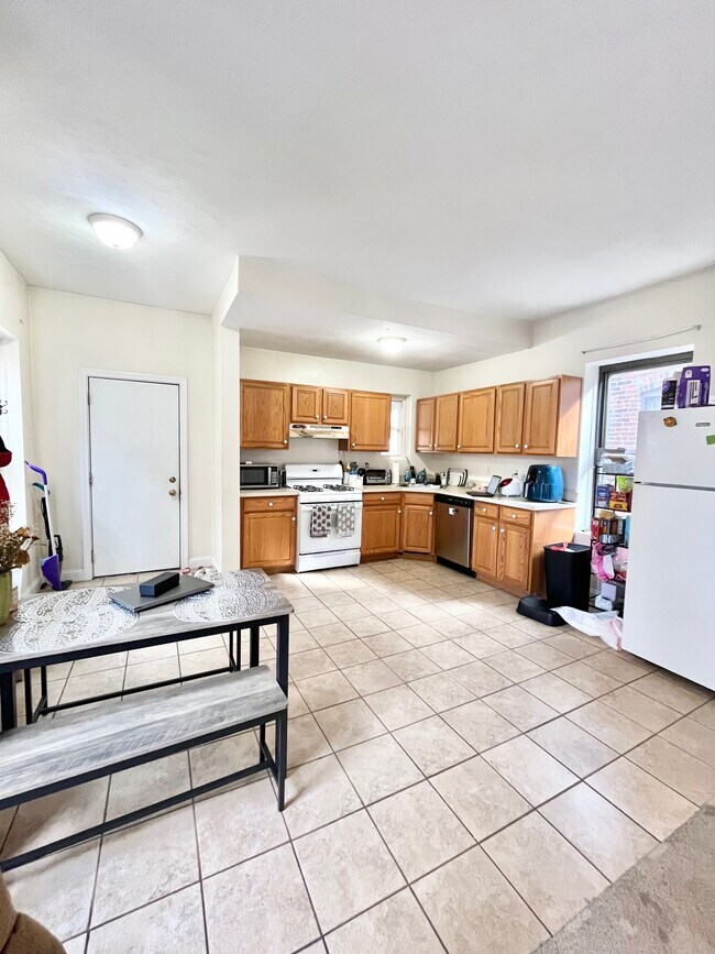 Foto del edificio - 10 S Huntington Ave