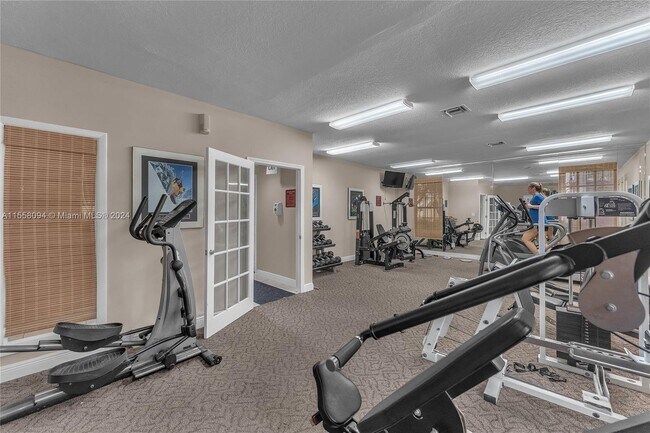 Foto del edificio - 1235 SW 46th Ave