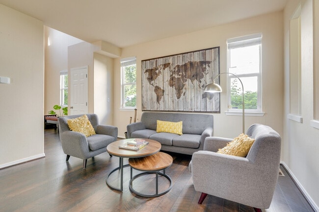 Building Photo - 111 Nellis Rd