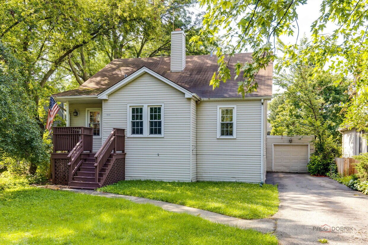 Primary Photo - 1632 Mt Pleasant St