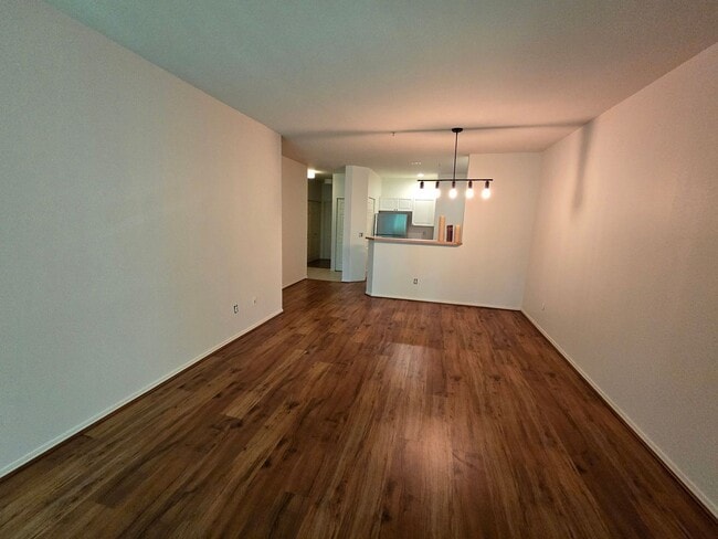 Building Photo - Cozy 2bd condo in Everett
