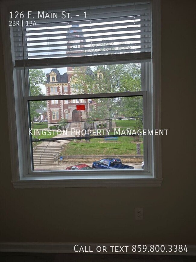 Foto del edificio - 126 E Main St