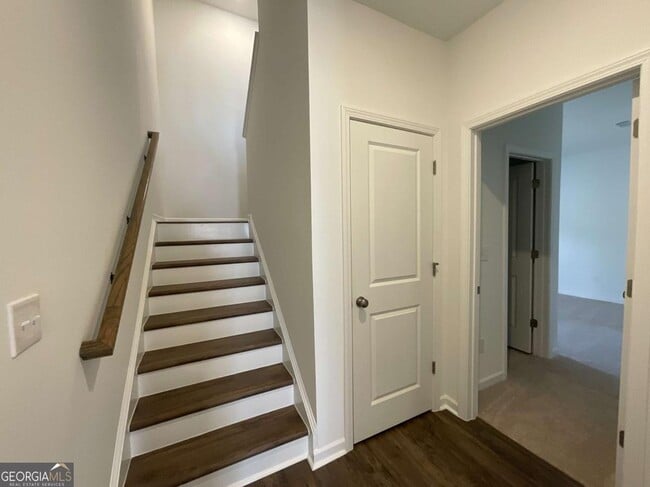 Foto del edificio - 5716 Plaza Dr SE