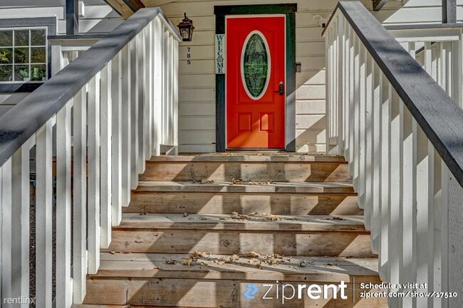 Building Photo - 4 br, 3.5 bath House - 785 Brush Creek Ln,...