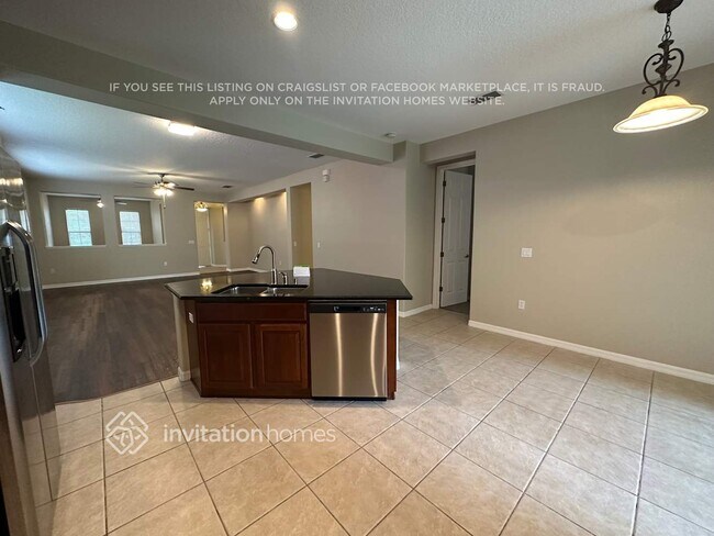 Foto del edificio - 610 Fiorella Ct