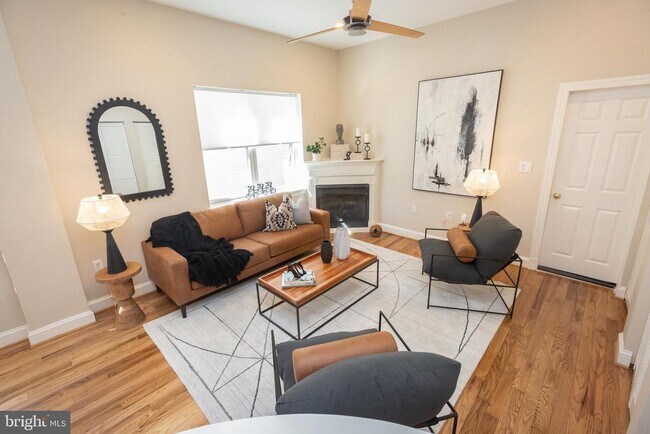 Foto del edificio - 1417 Chapin St NW