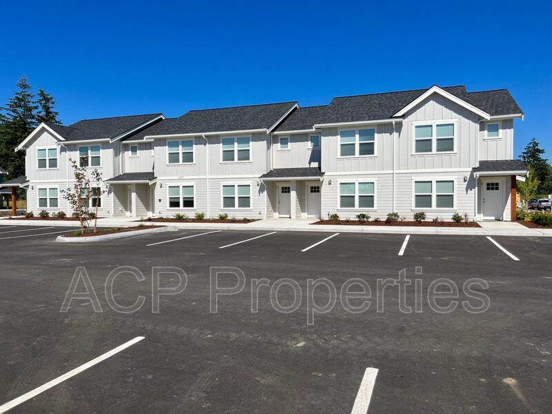 2273 Currant St Unit 2, Lynden, WA 98264 Condo for Rent in Lynden, WA