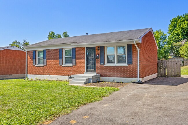 Building Photo - 604 Hi Crest Dr