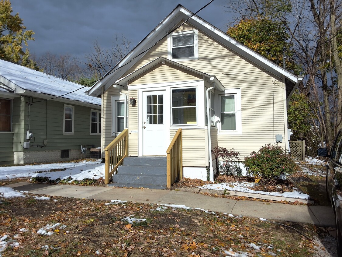 Primary Photo - 1103 Market St