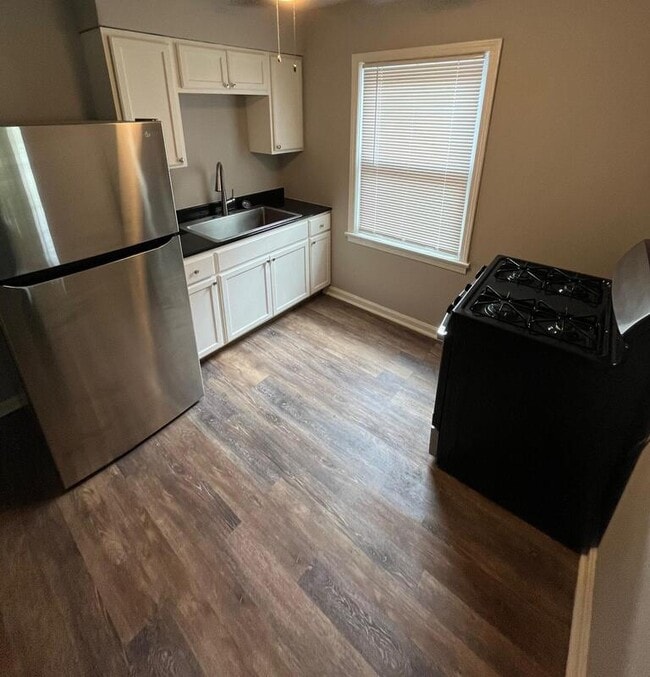 Photo - 1607 Algonquin Pkwy Apartment