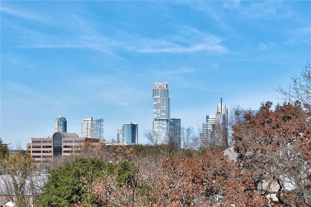 Foto principal - 900 S 1st St